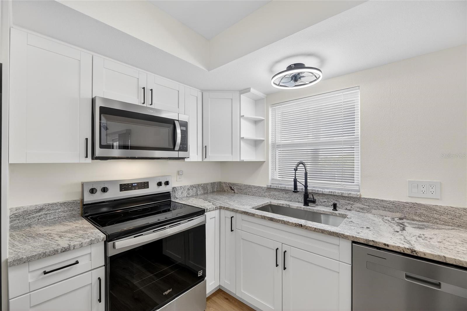 Image 17 of 54 For 8831 Bay Pointe Drive 107