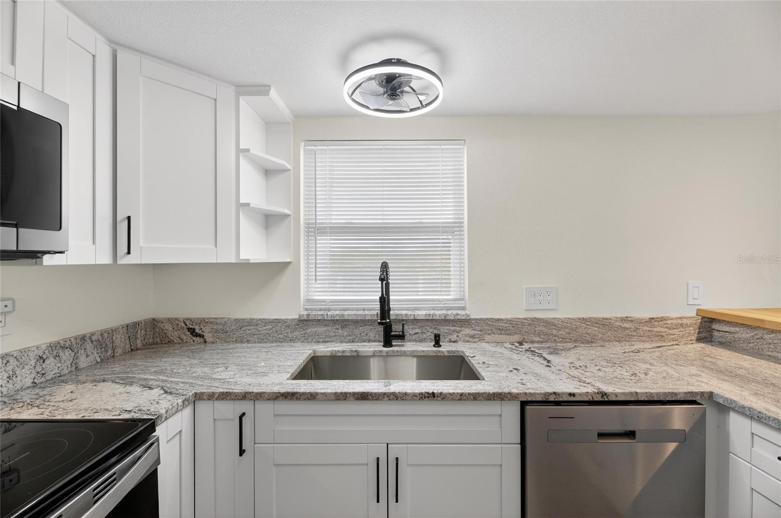 Image 23 of 54 For 8831 Bay Pointe Drive 107