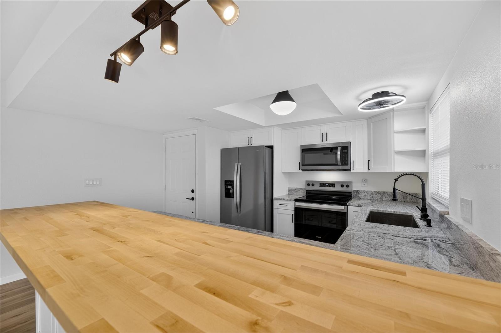 Image 28 of 54 For 8831 Bay Pointe Drive 107