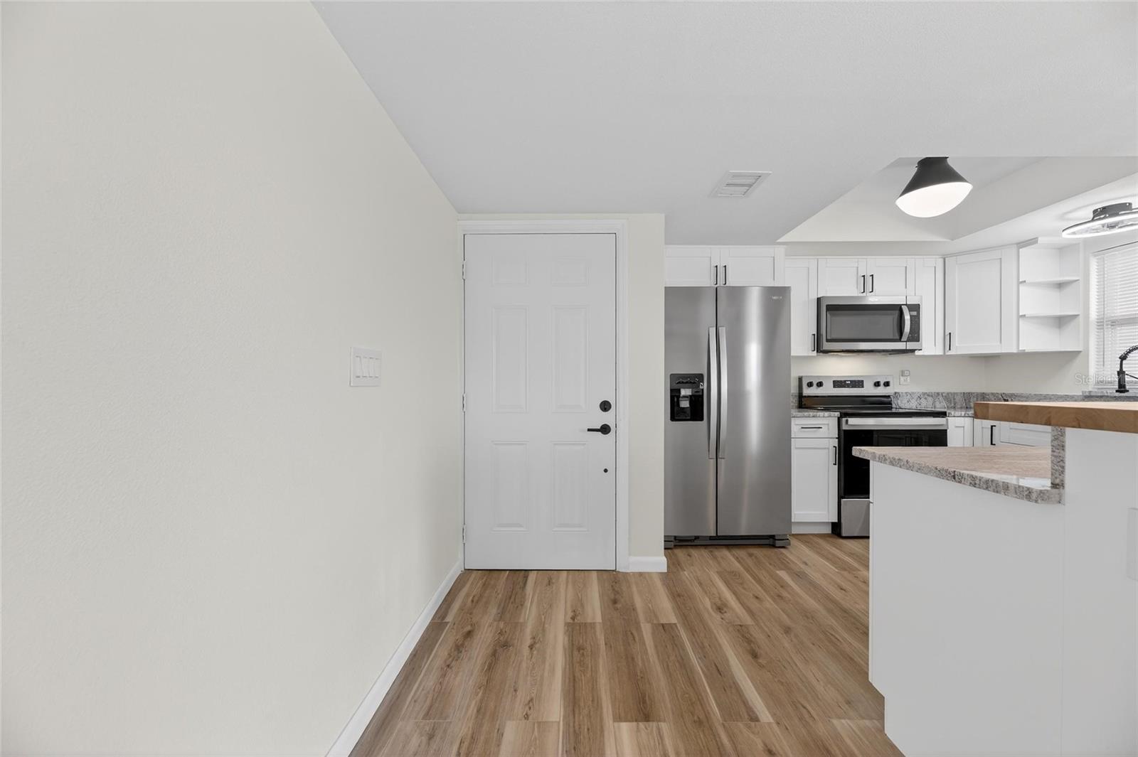 Image 29 of 54 For 8831 Bay Pointe Drive 107