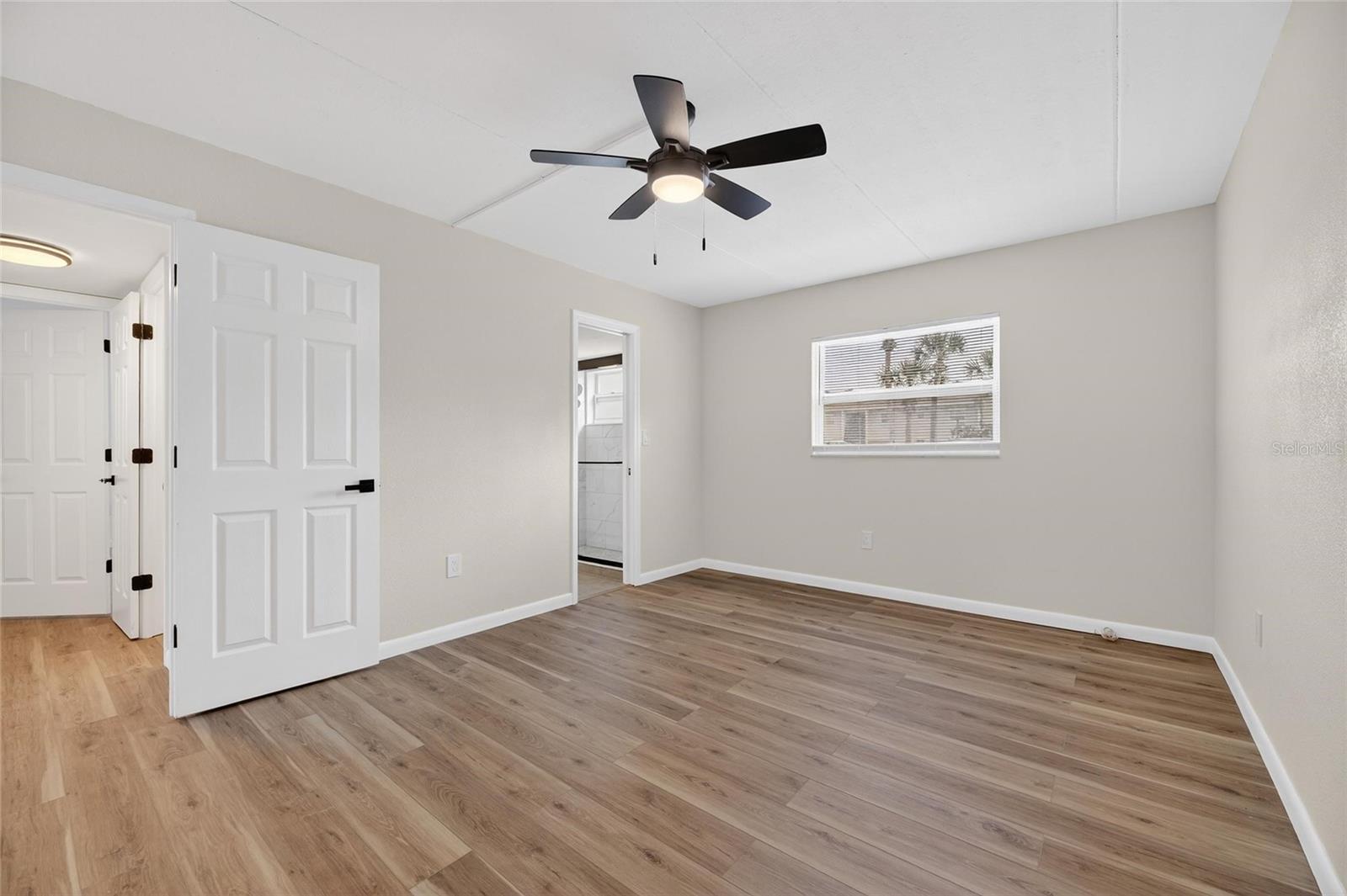 Image 31 of 54 For 8831 Bay Pointe Drive 107