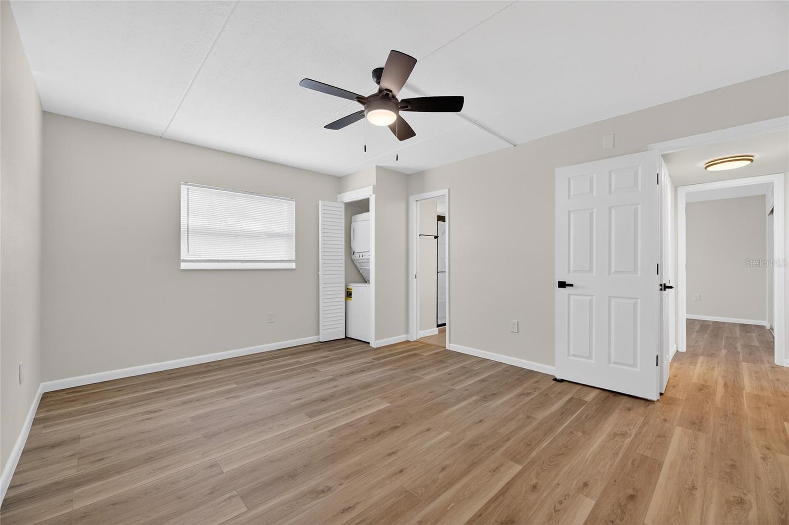 Image 39 of 54 For 8831 Bay Pointe Drive 107