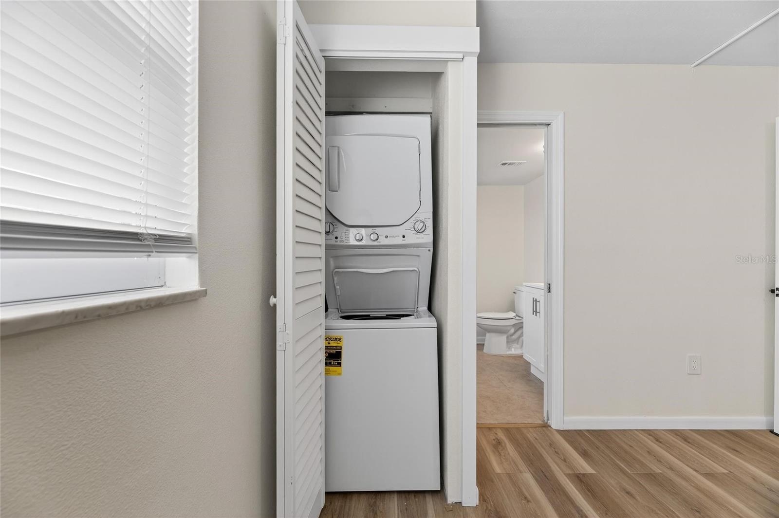 Image 43 of 54 For 8831 Bay Pointe Drive 107