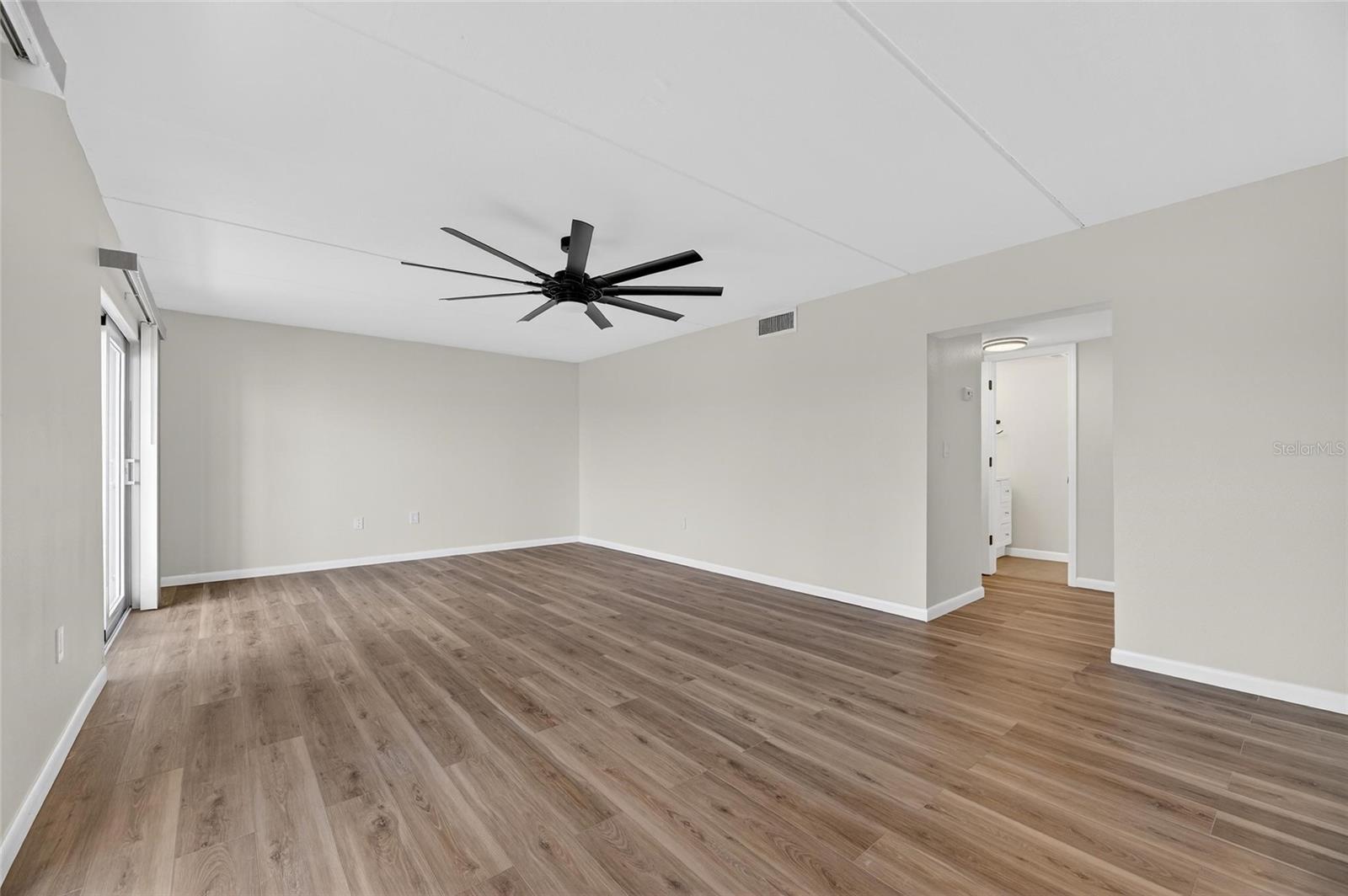 Image 49 of 54 For 8831 Bay Pointe Drive 107