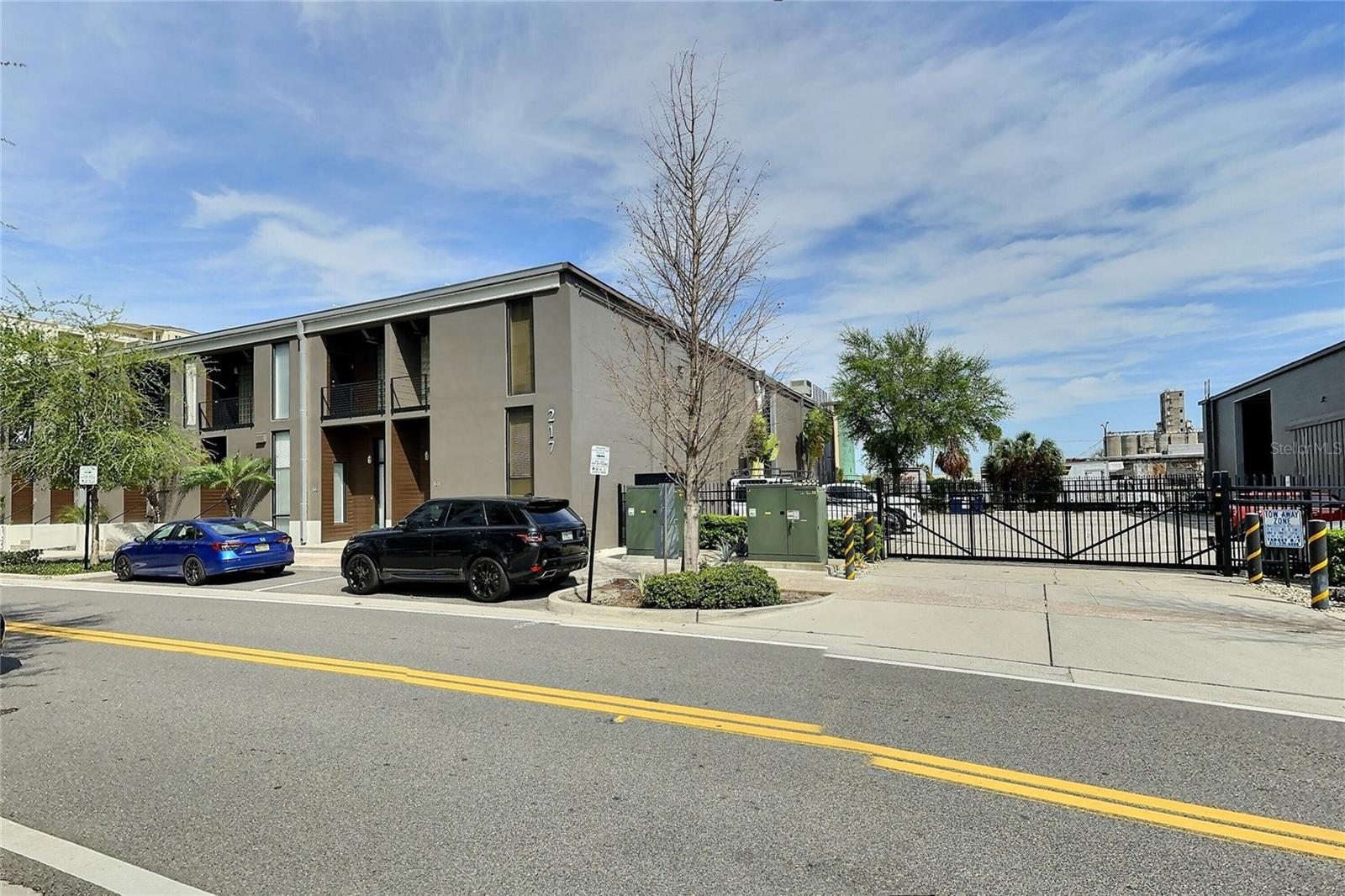 Details for 217 12th Street 114, TAMPA, FL 33602