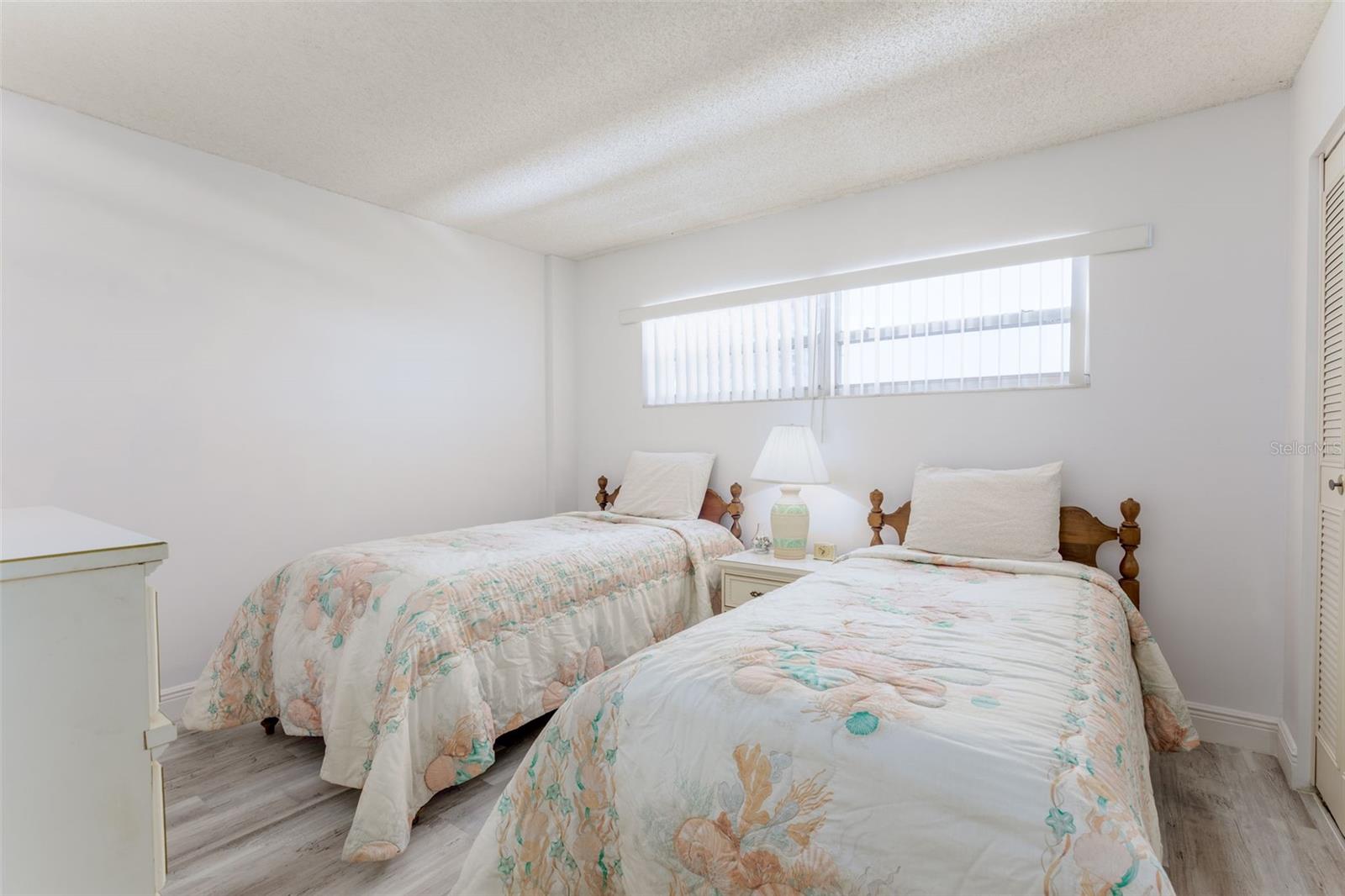 Image 23 of 31 For 7405 Bay Island Drive S 321