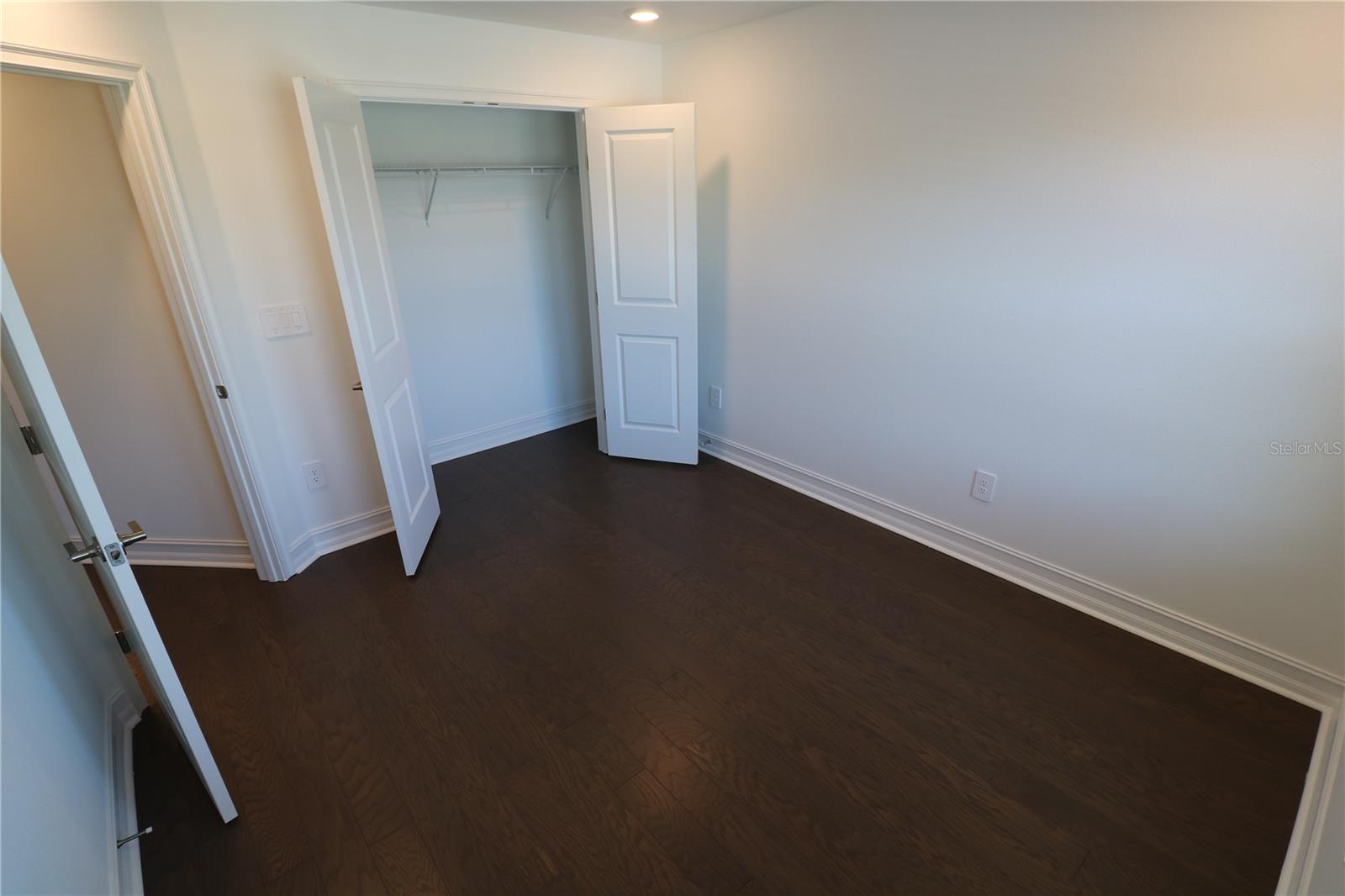 Image 44 of 57 For 4510 Manhattan Avenue 007