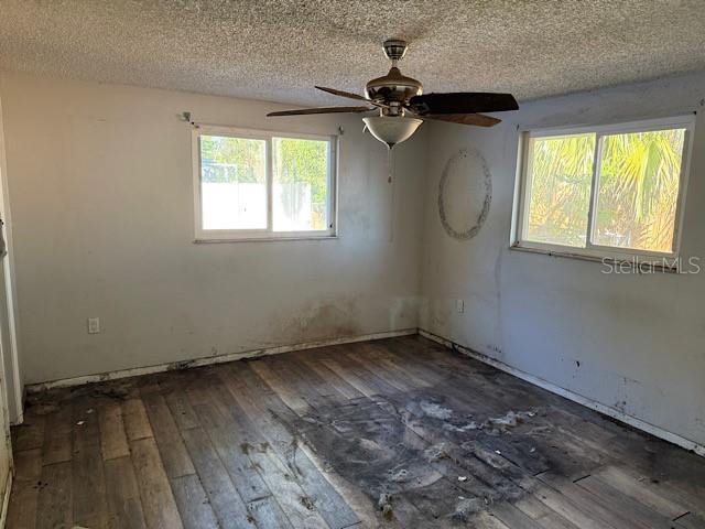 Image 15 of 16 For 8523 Lafitte Drive