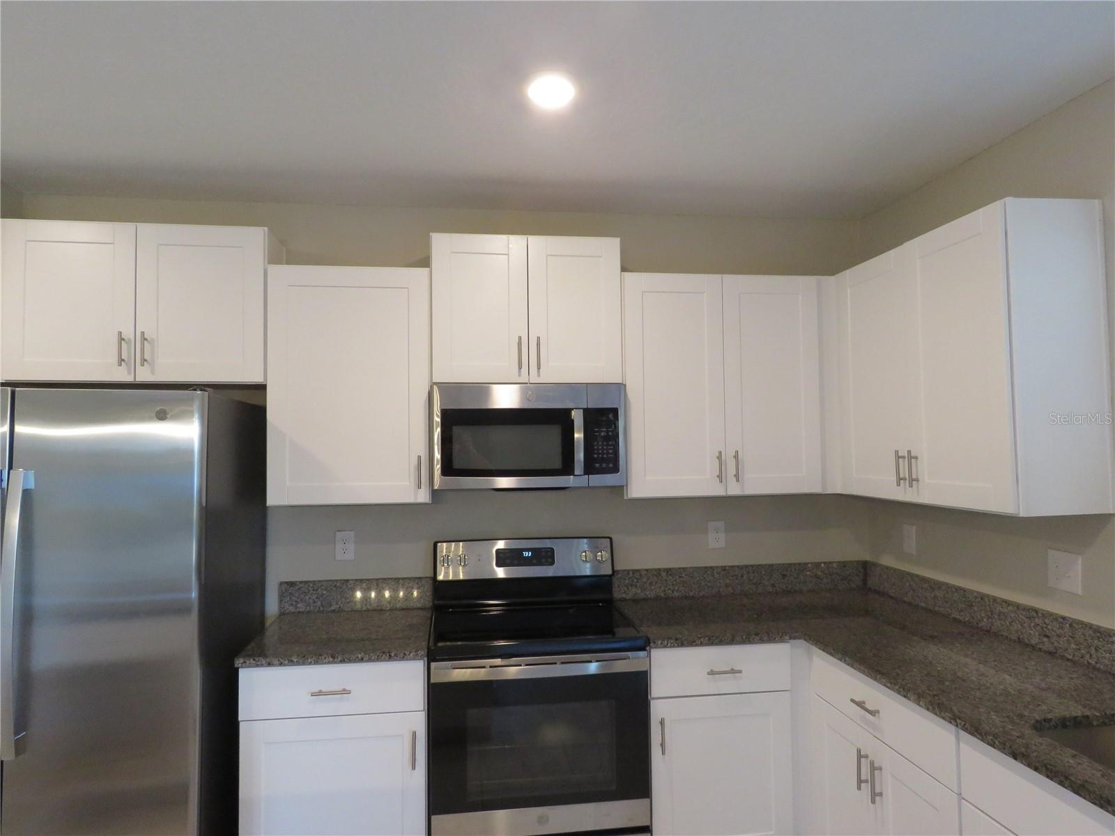 Image 24 of 27 For 15518 Miller Creek Drive