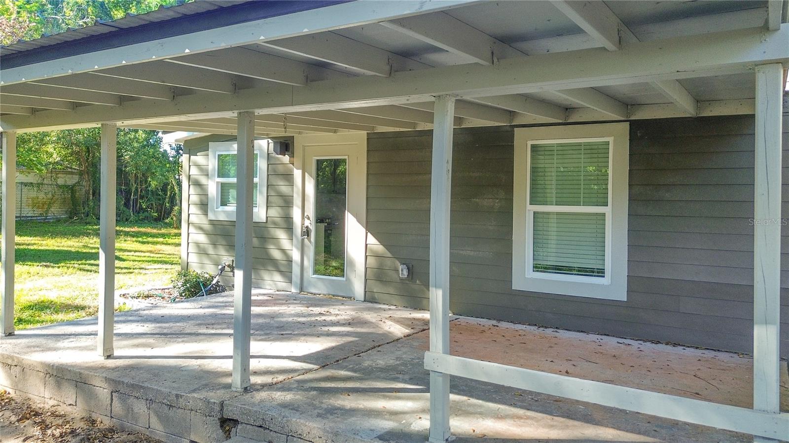 Image 29 of 36 For 14348 Graham Street