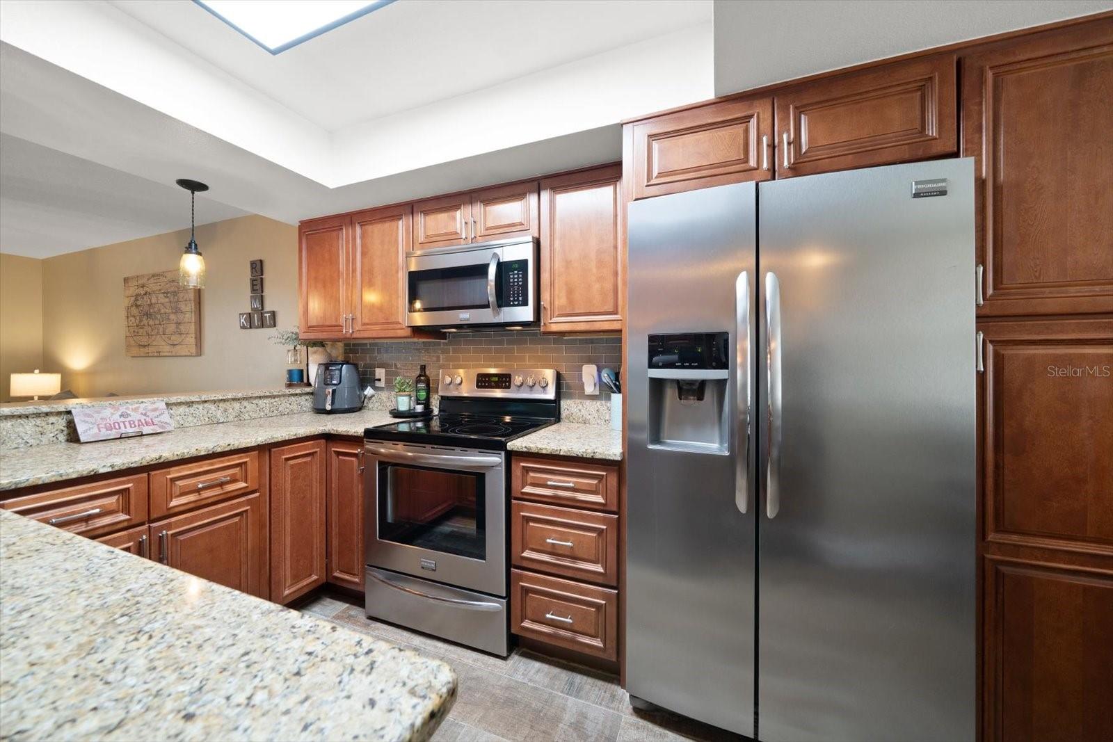 Image 4 of 32 For 2131 Ridge Road S 75