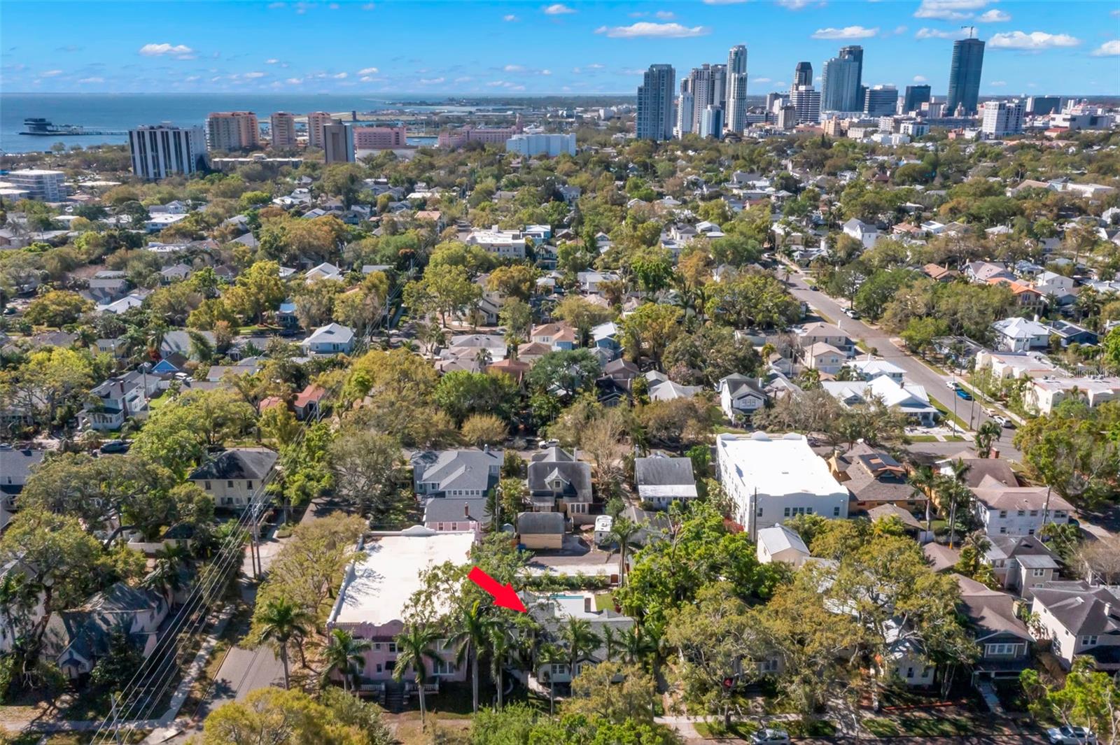 Listing photo id 37 for 346 16th Avenue Ne