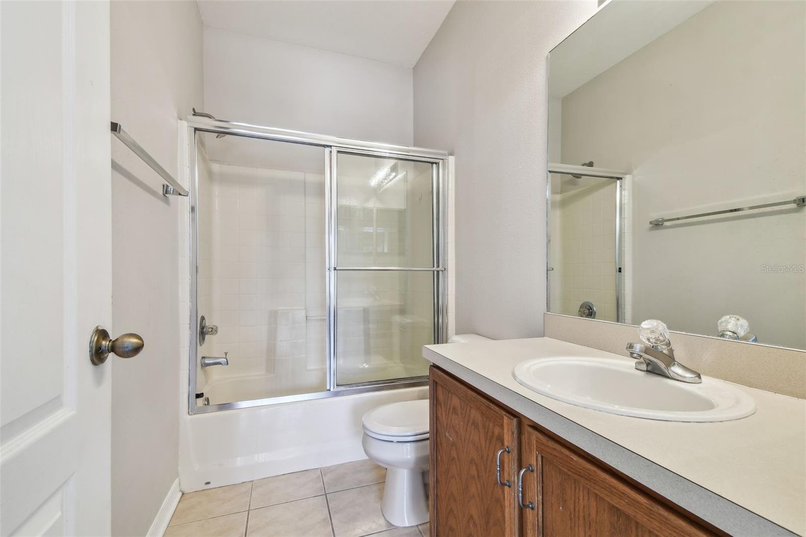 Image 16 of 29 For 16227 Swan View Circle