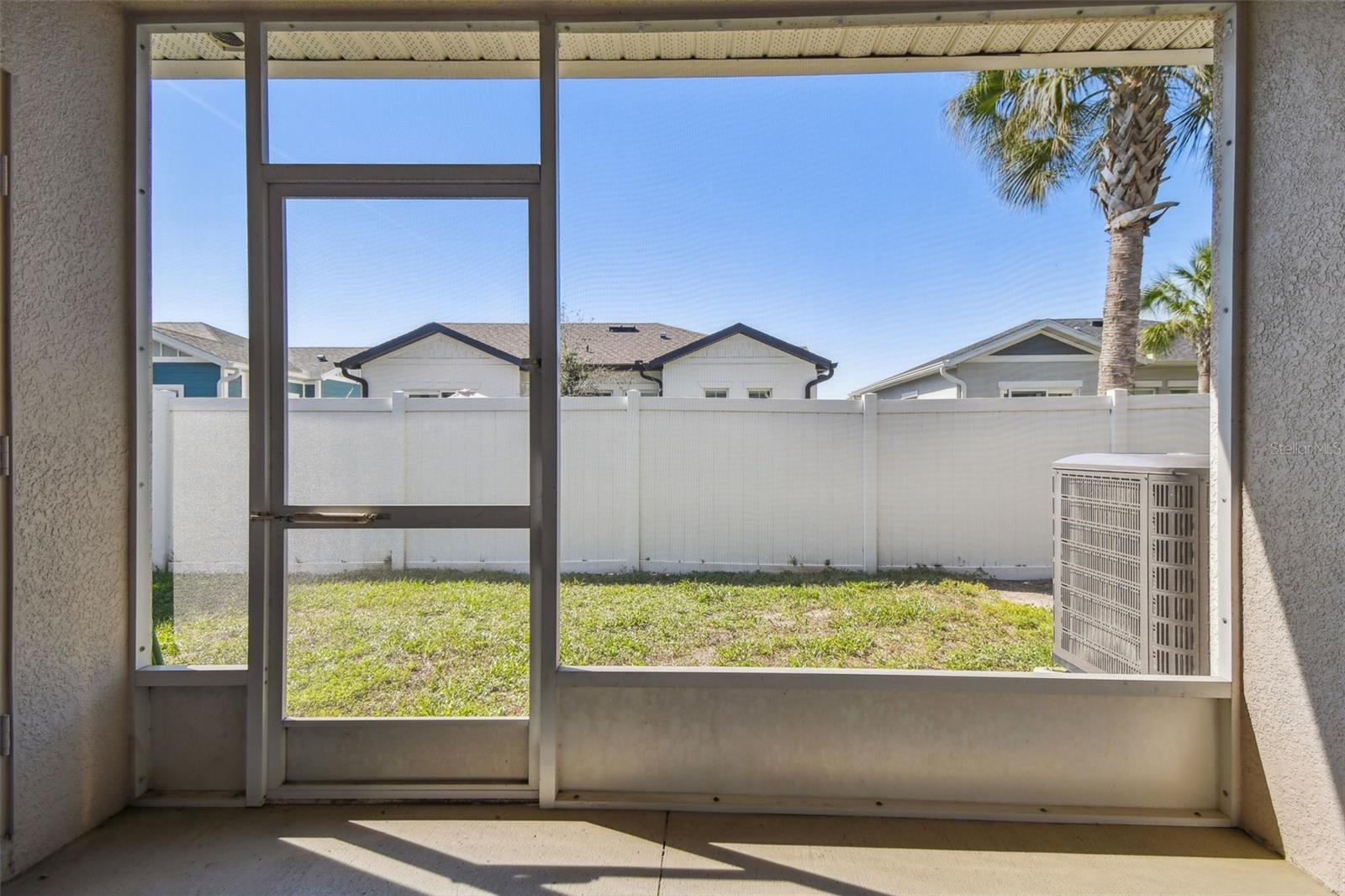 Image 20 of 29 For 16227 Swan View Circle