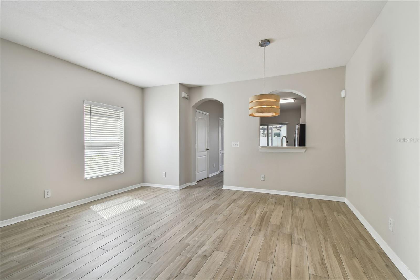 Image 6 of 29 For 16227 Swan View Circle