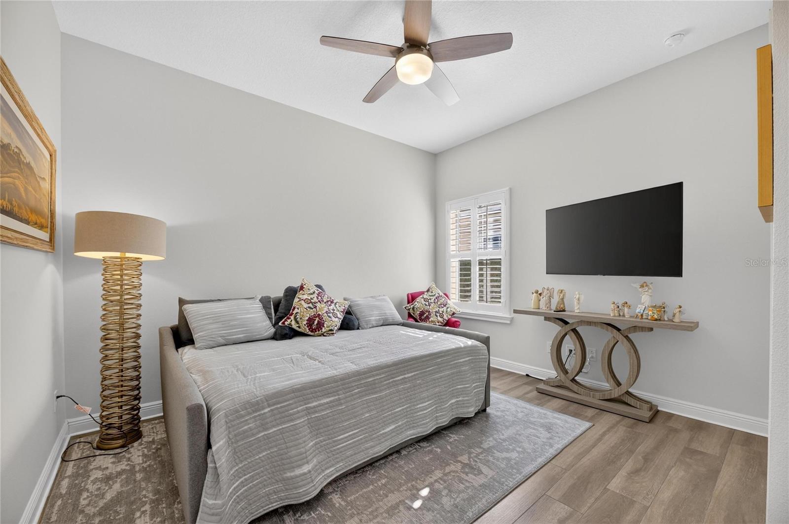 Image 20 of 100 For 5517 Merritt Island Drive