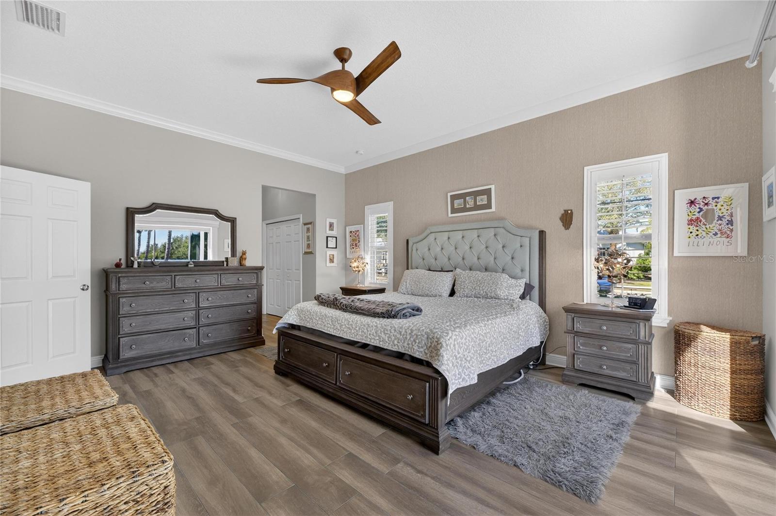 Image 23 of 100 For 5517 Merritt Island Drive