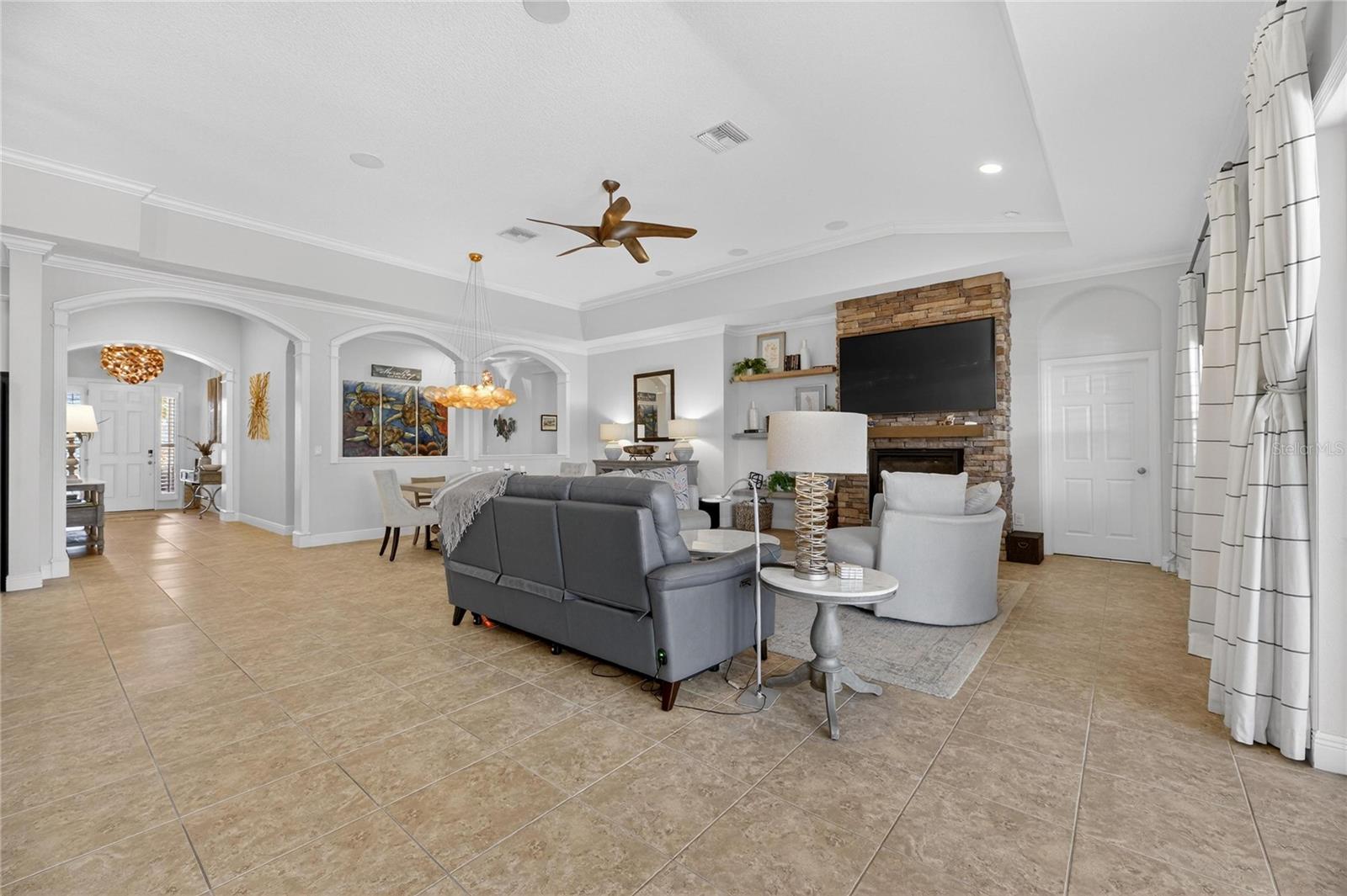 Image 35 of 100 For 5517 Merritt Island Drive