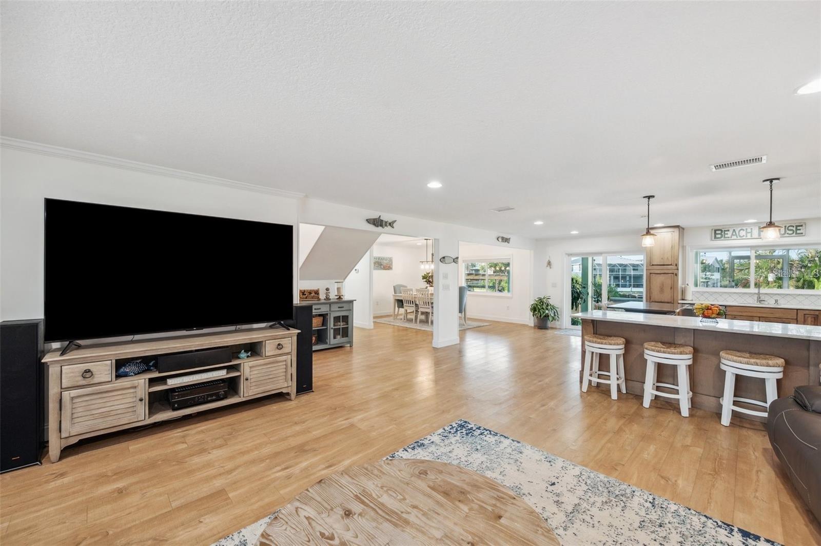 Image 12 of 63 For 69 Gulfwinds Drive