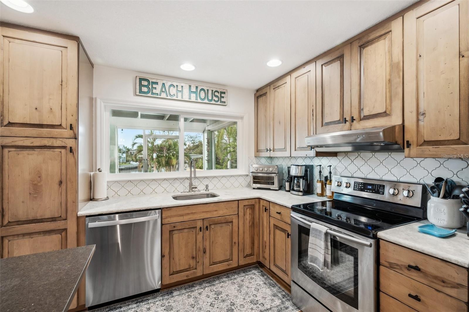 Image 17 of 63 For 69 Gulfwinds Drive