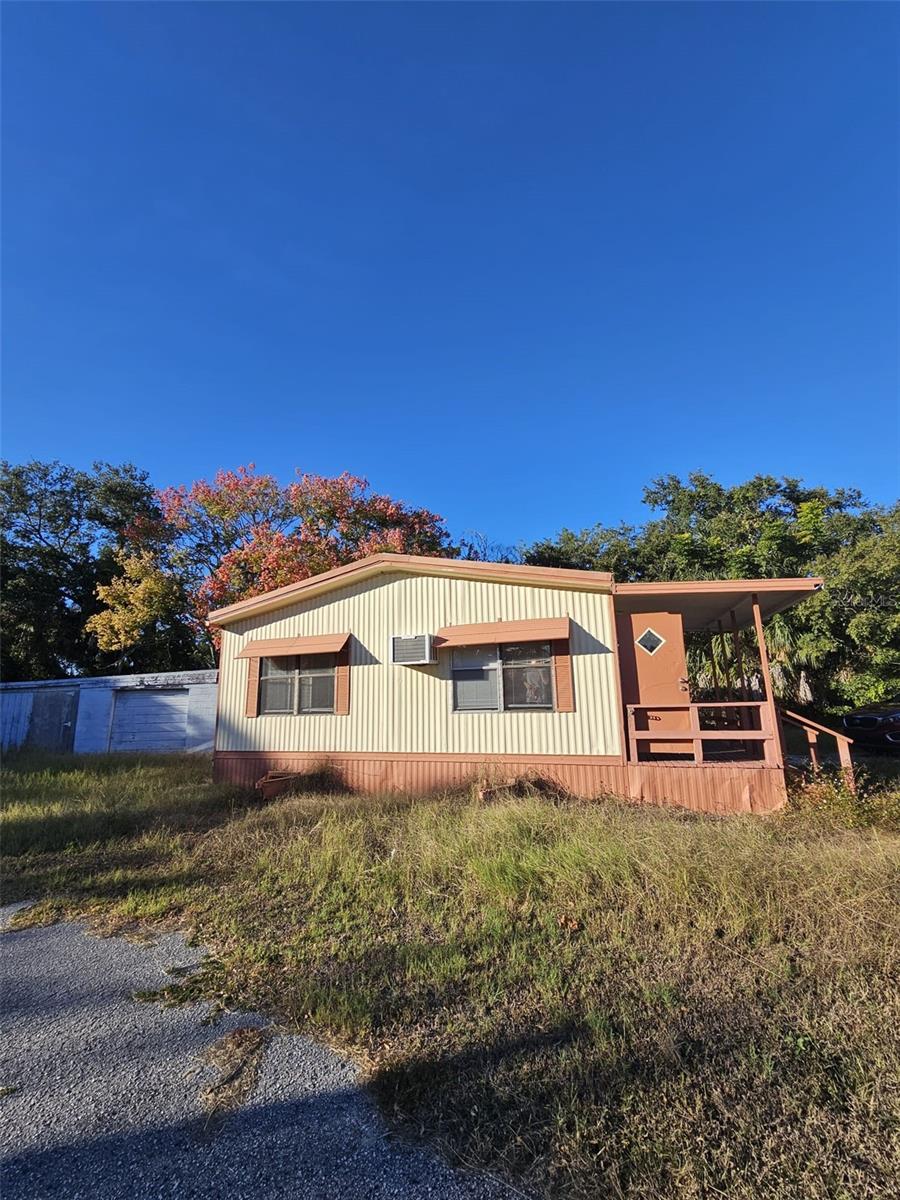 Image 9 of 17 For 14635 Coral Drive