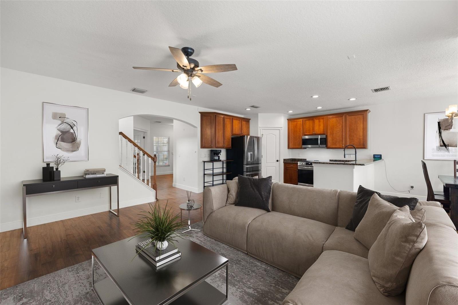 Image 8 of 56 For 5950 Beaconpark Street