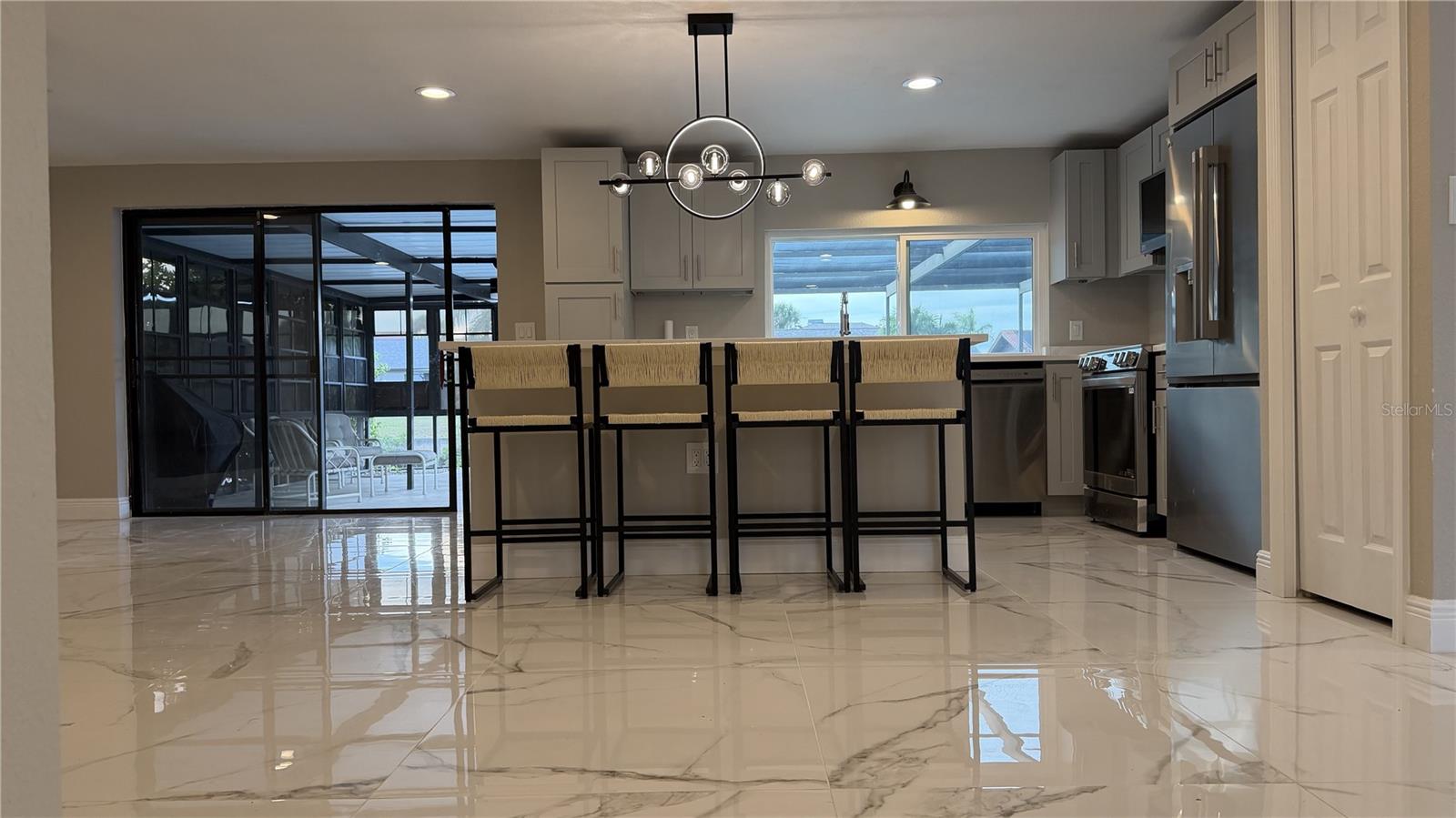 Image 22 of 61 For 9921 San Mateo Way