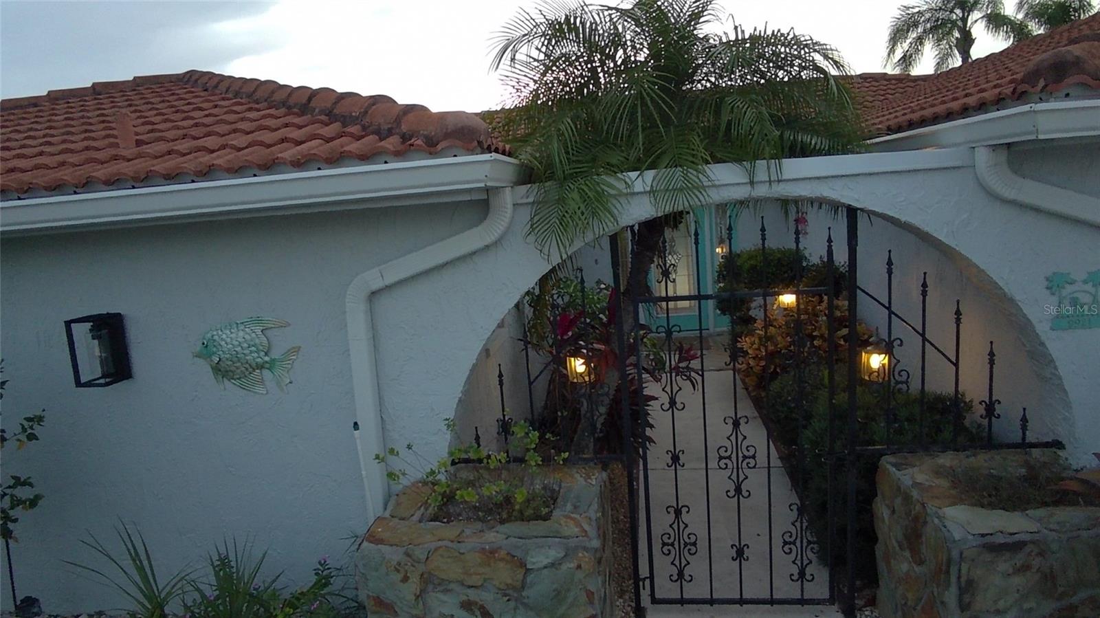 Image 5 of 61 For 9921 San Mateo Way