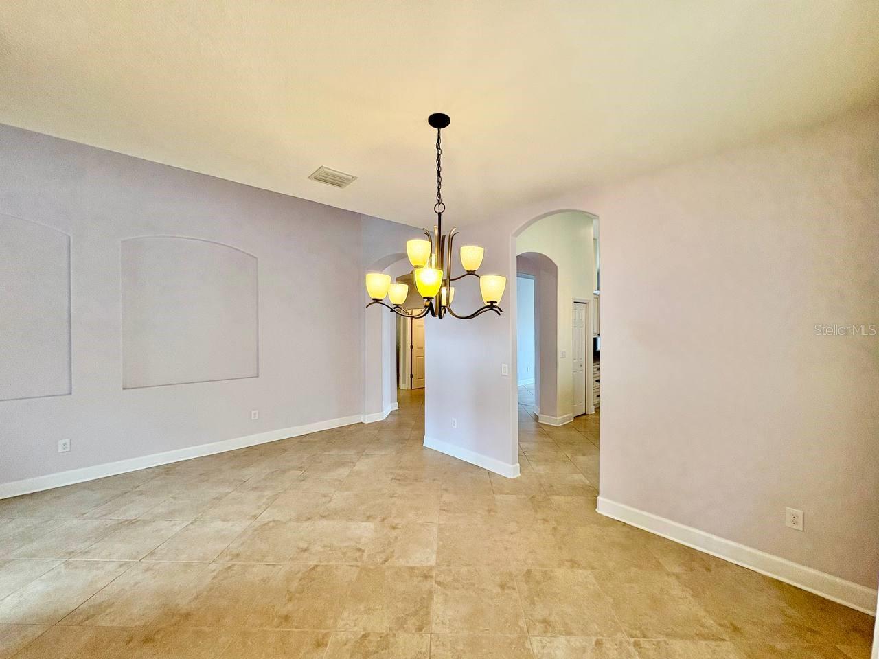 Image 10 of 31 For 12822 Hampton Hill Drive