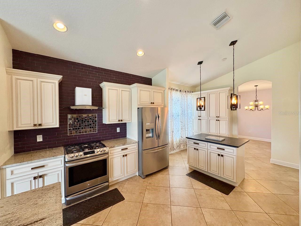 Image 12 of 31 For 12822 Hampton Hill Drive