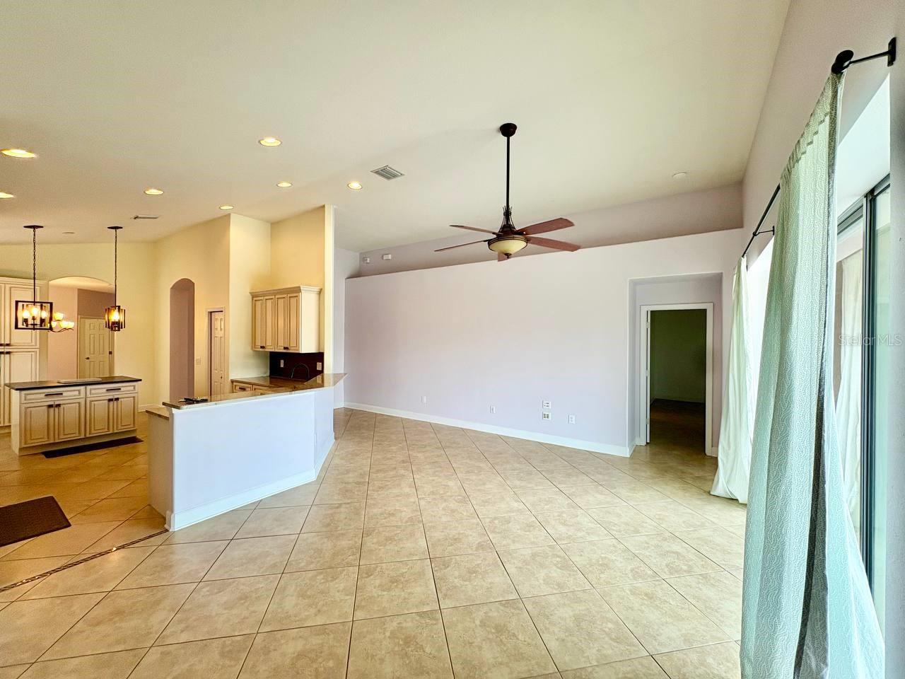 Image 15 of 31 For 12822 Hampton Hill Drive