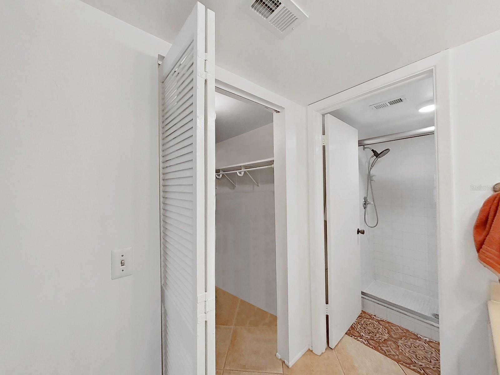 Image 20 of 53 For 9700 Starkey Road 321