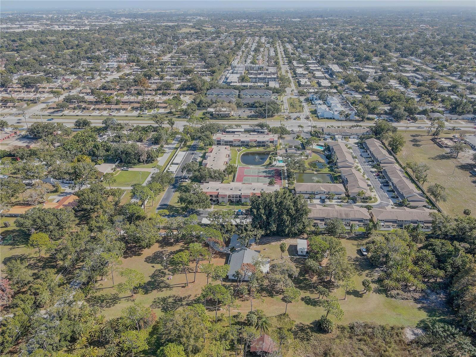 Image 46 of 53 For 9700 Starkey Road 321