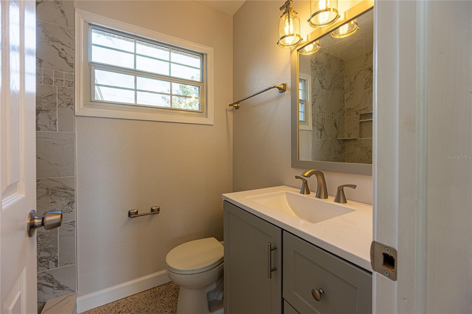 Image 16 of 35 For 5773 3rd Avenue N