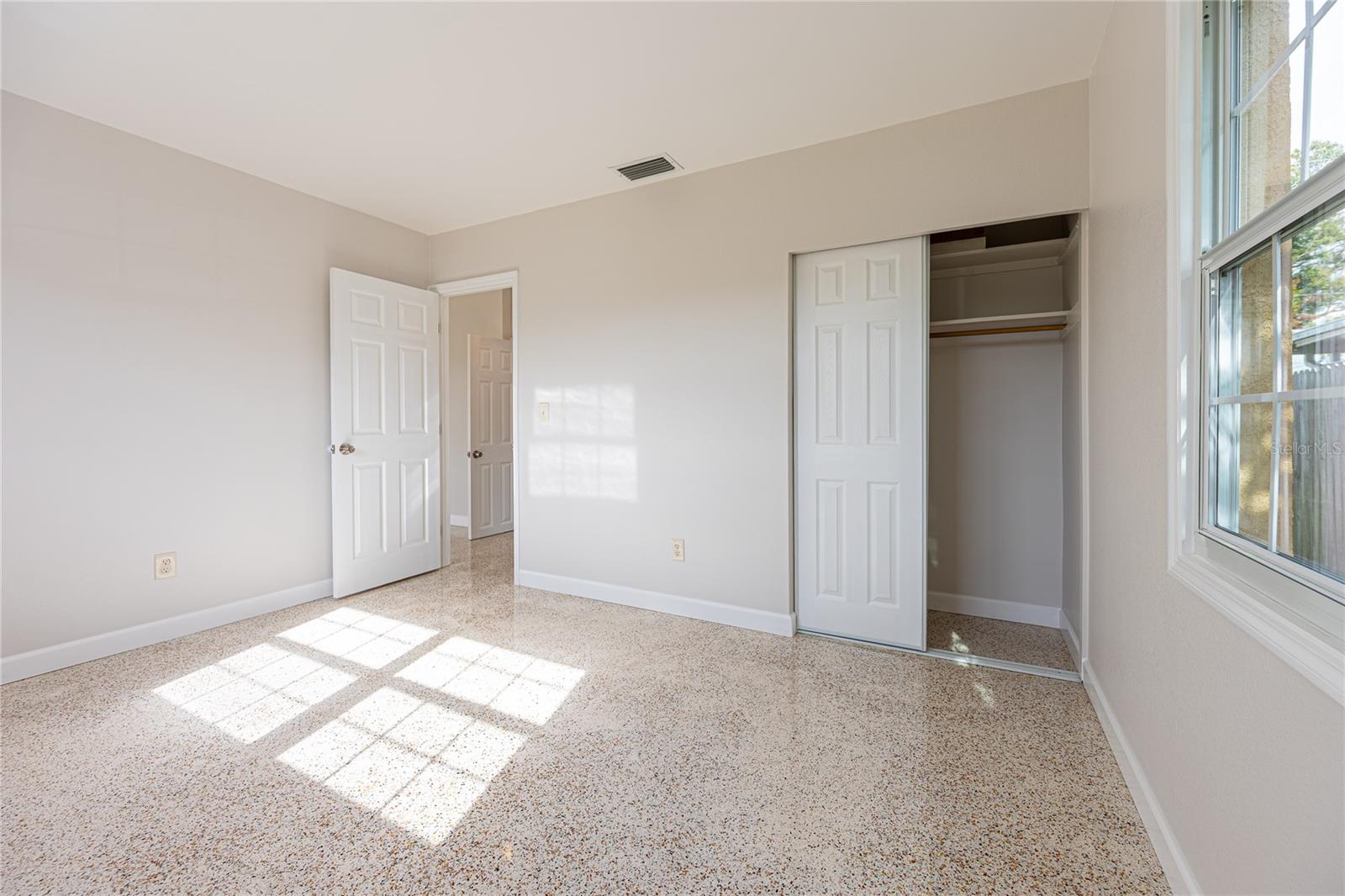 Image 22 of 35 For 5773 3rd Avenue N