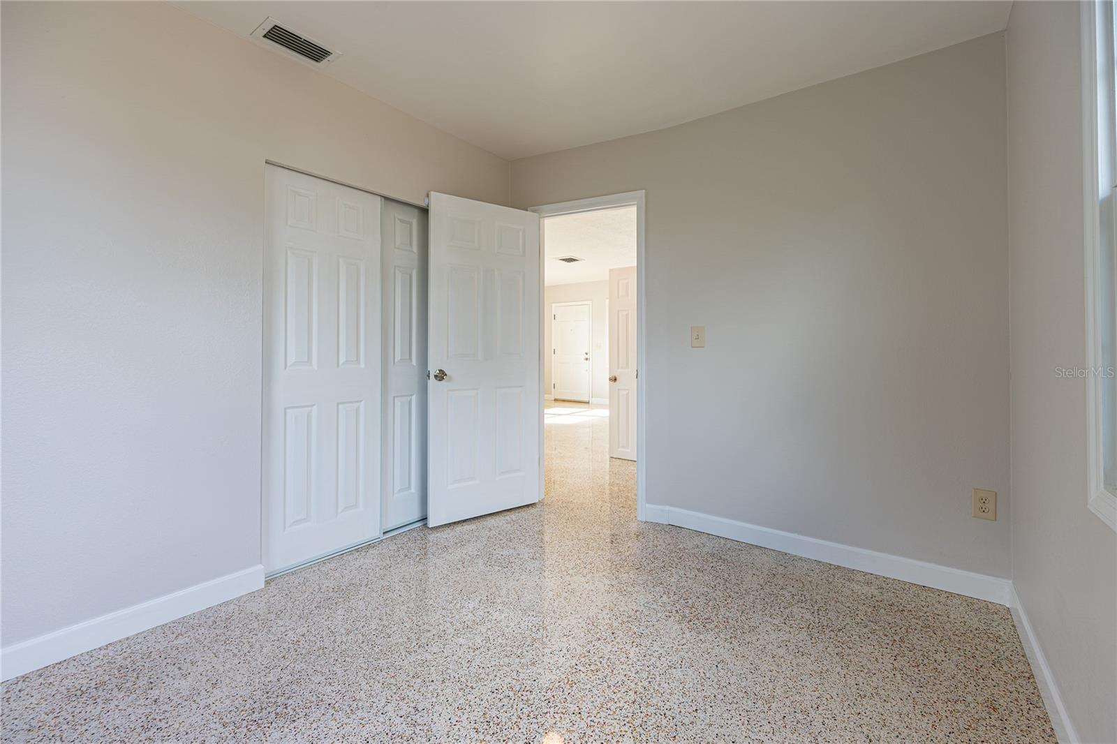 Image 25 of 35 For 5773 3rd Avenue N