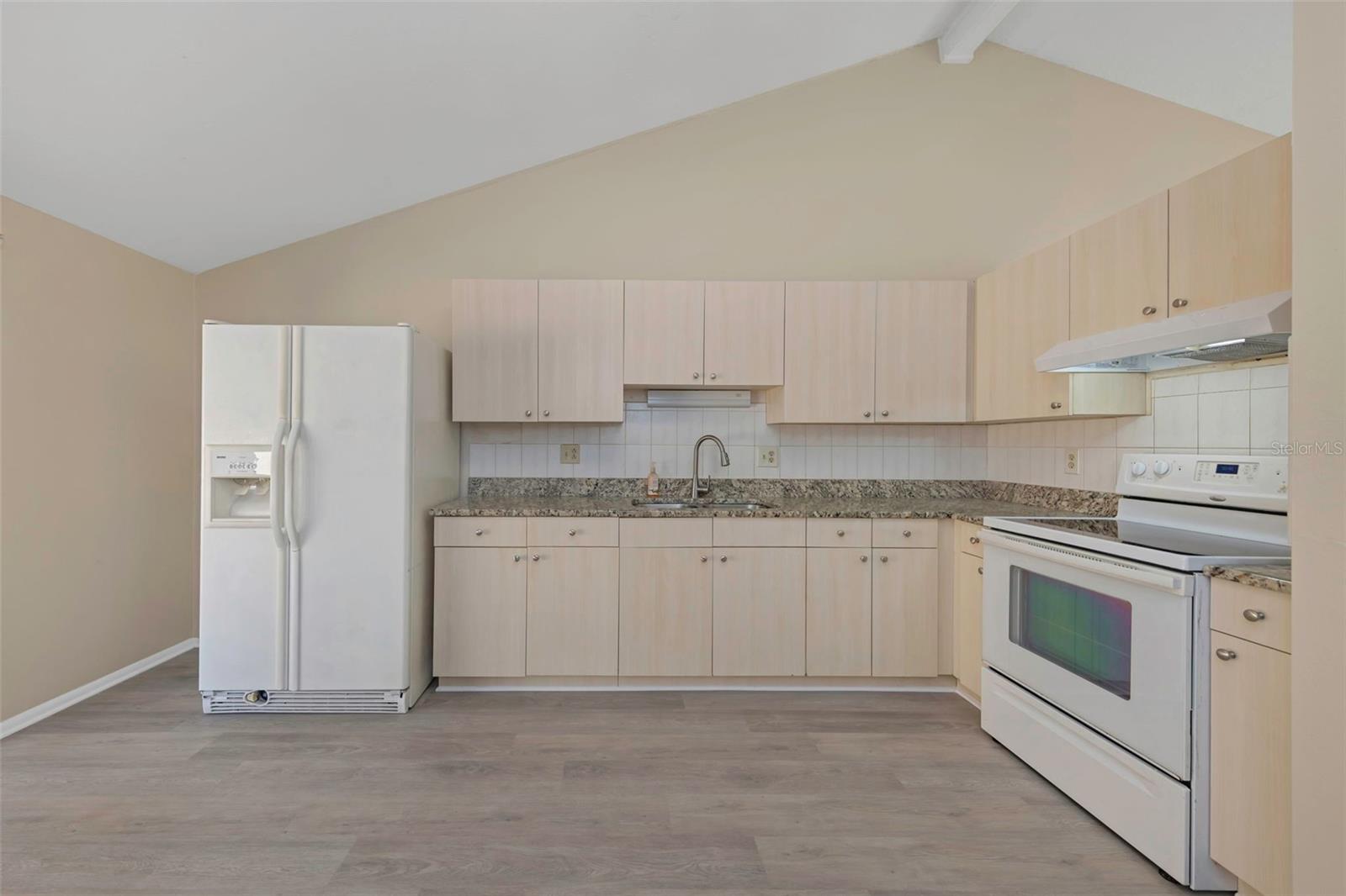 Image 5 of 19 For 8804 Briar Hollow Court