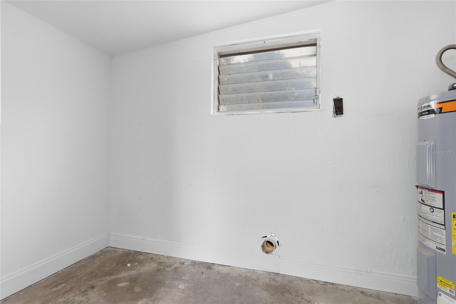 Image 27 of 46 For 8210 Fir Drive