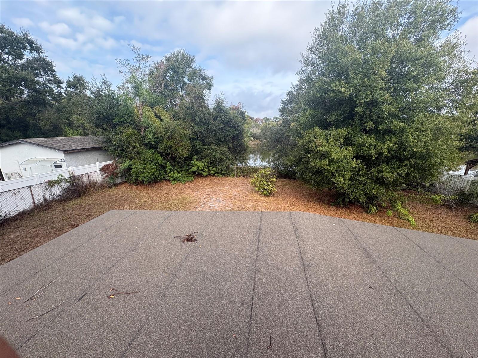 Listing photo id 7 for 8210 Fir Drive