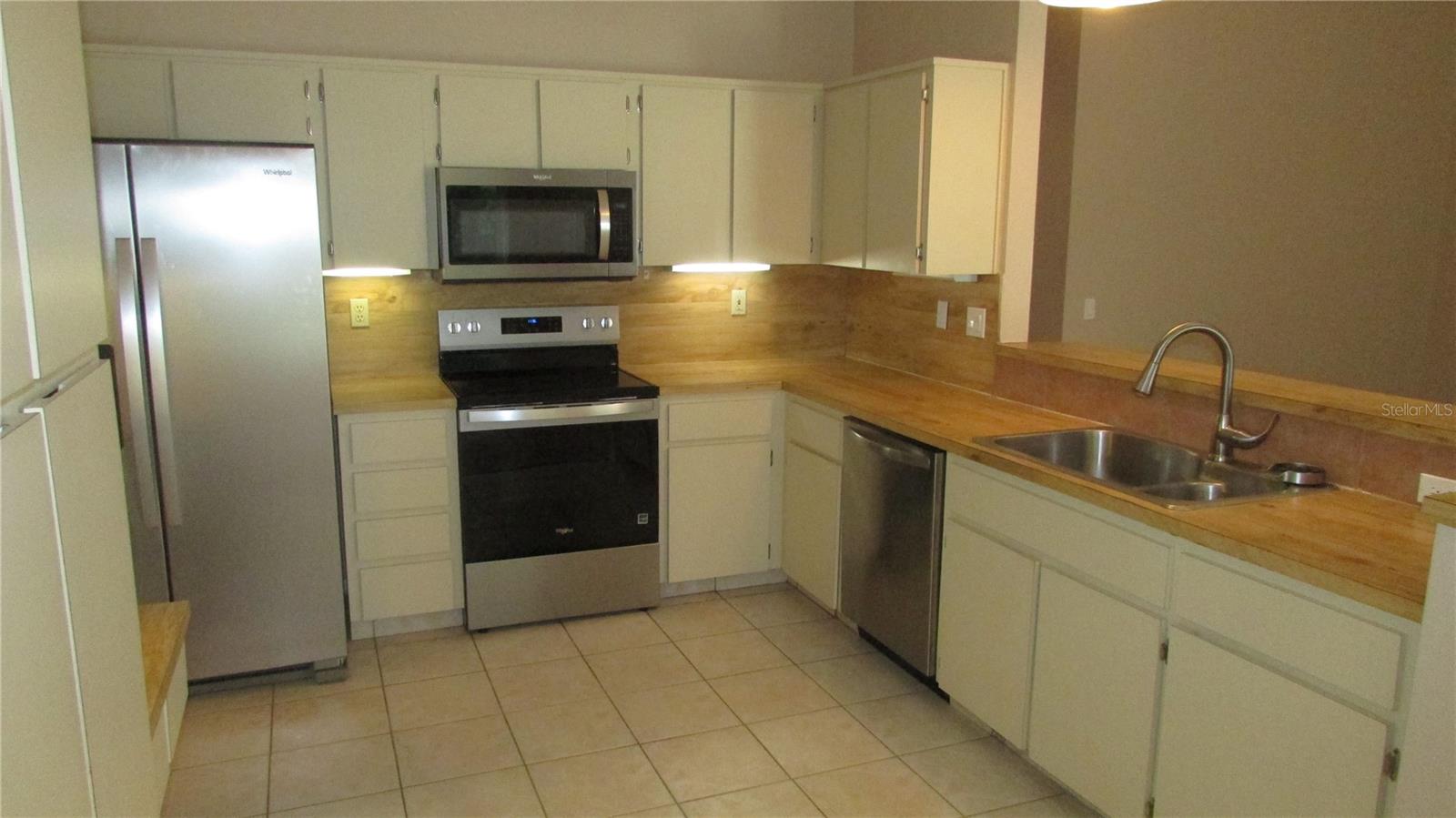 Image 7 of 26 For 13406 Shadberry Lane