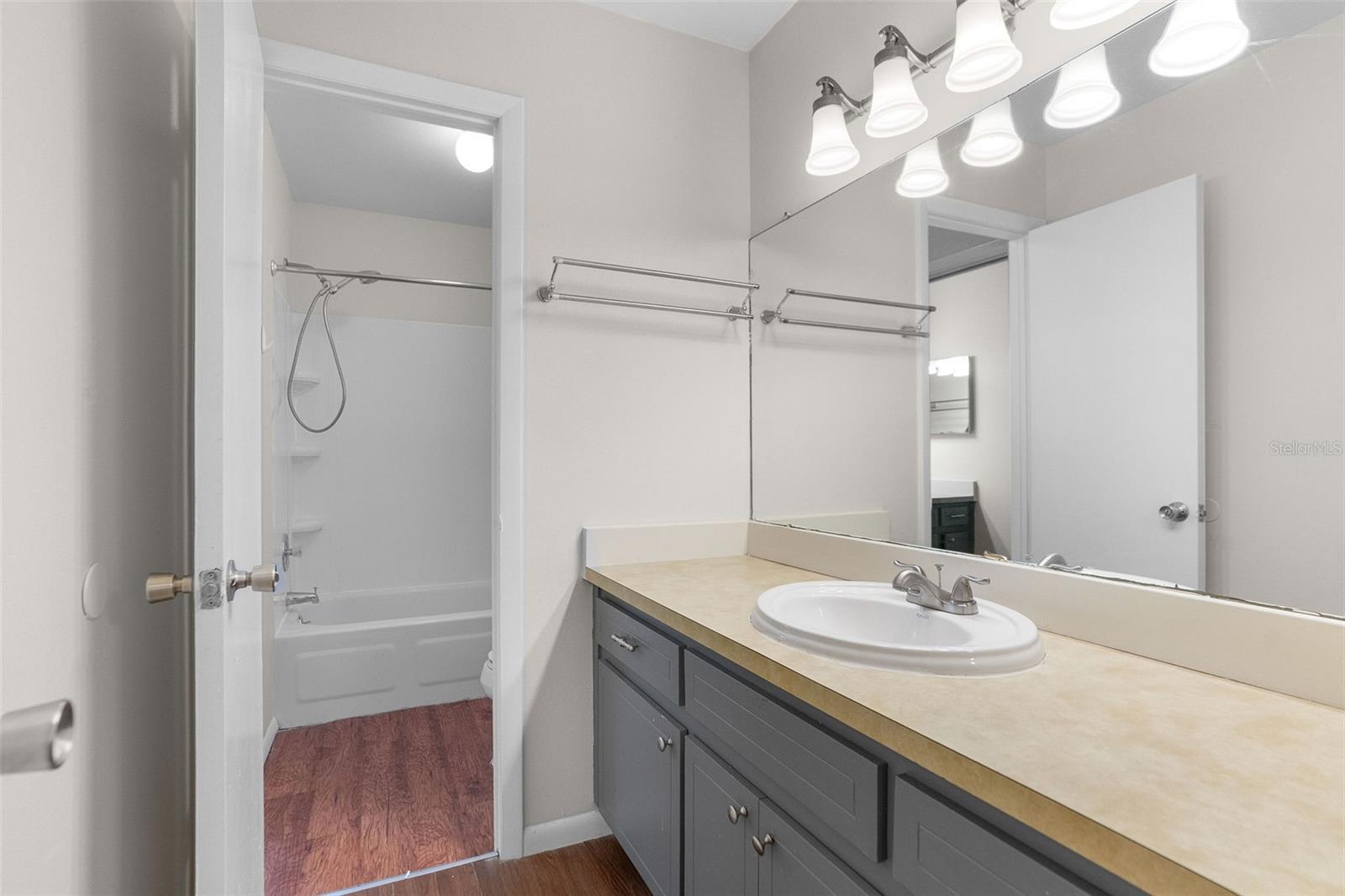 Image 12 of 23 For 2078 Loma Linda Way N