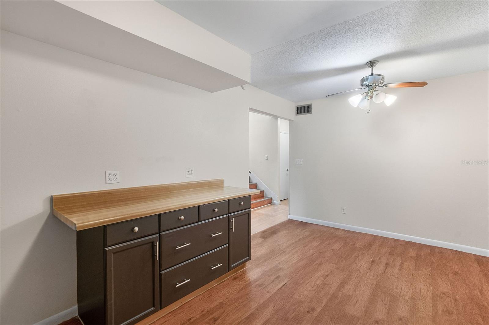 Image 3 of 23 For 2078 Loma Linda Way N