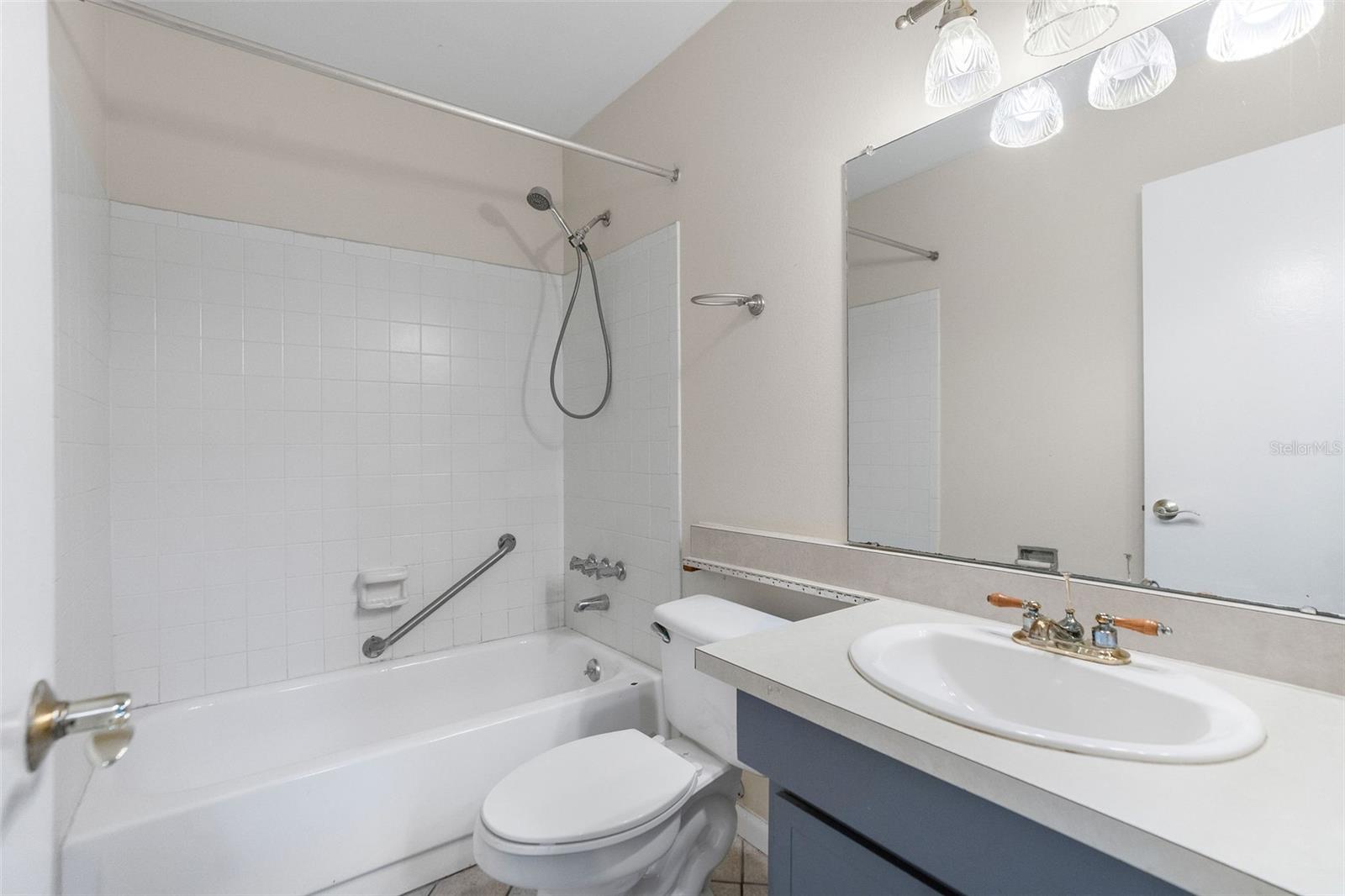 Image 6 of 23 For 2078 Loma Linda Way N