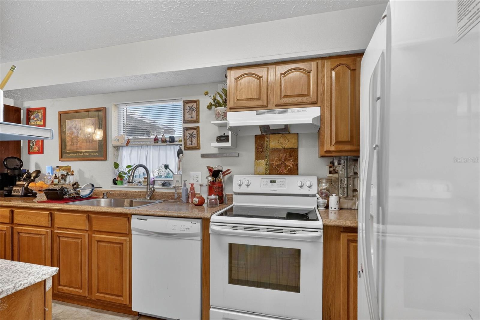 Image 20 of 77 For 6515 Spanish Moss Circle