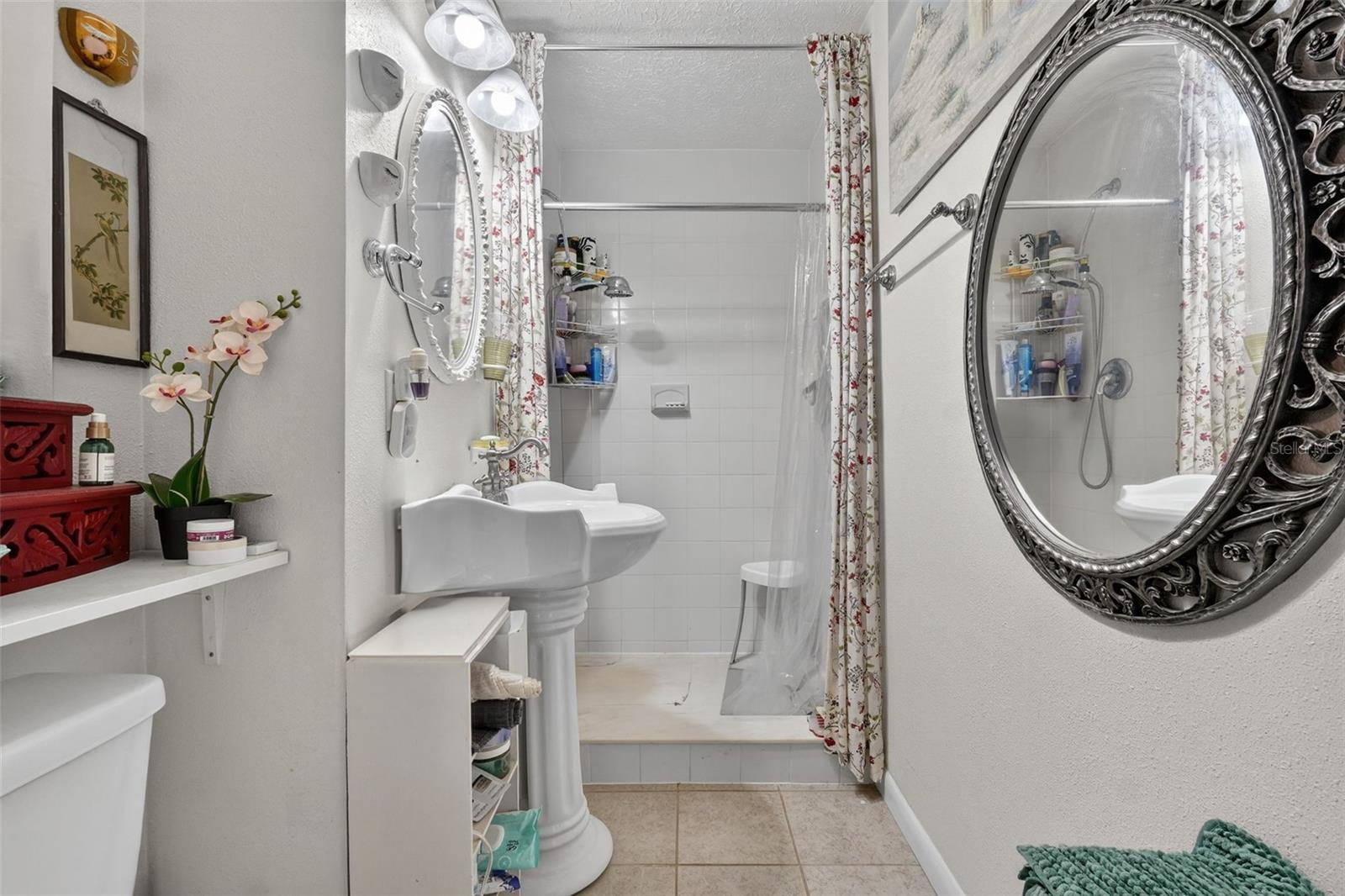 Image 29 of 77 For 6515 Spanish Moss Circle