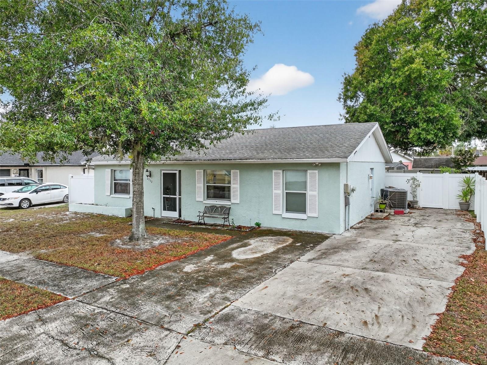 Image 45 of 77 For 6515 Spanish Moss Circle