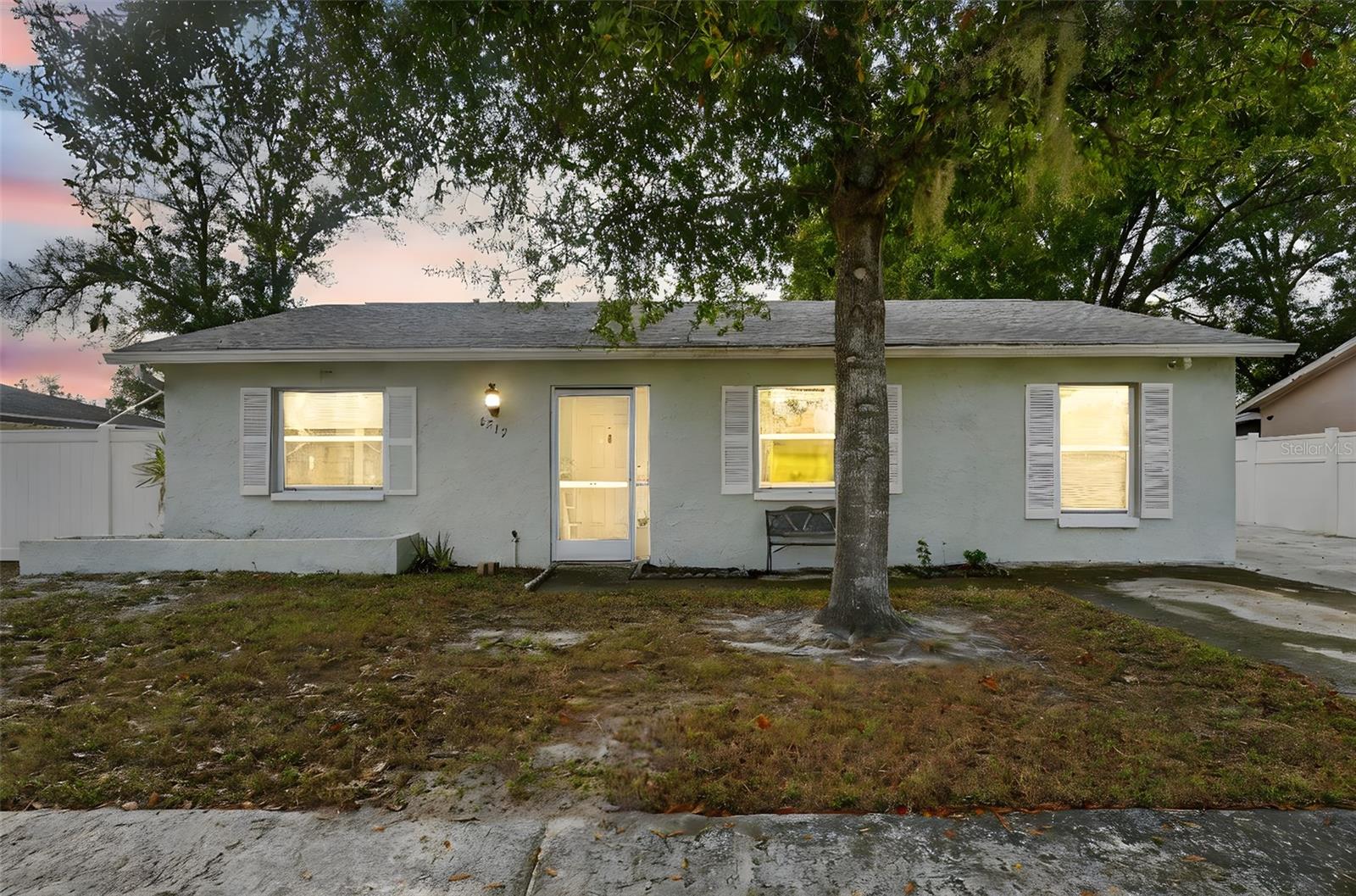 Image 8 of 77 For 6515 Spanish Moss Circle