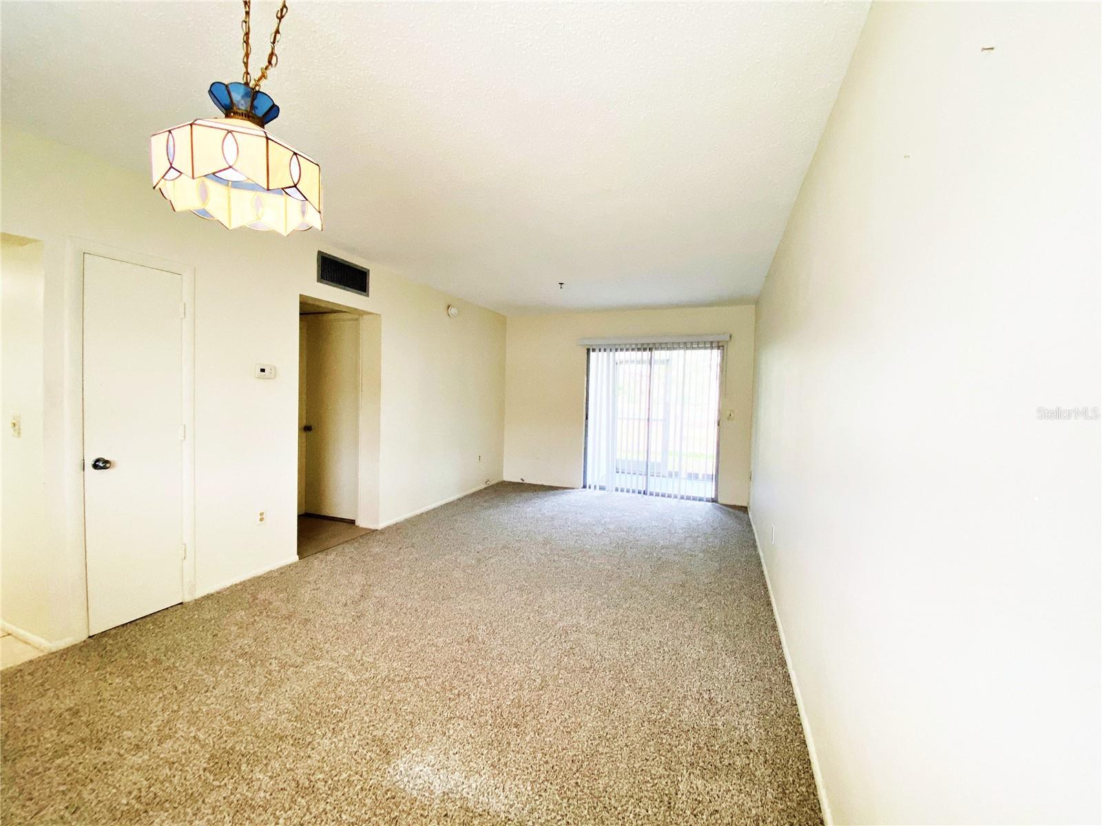 Image 2 of 13 For 2003 Greenbriar Boulevard 4