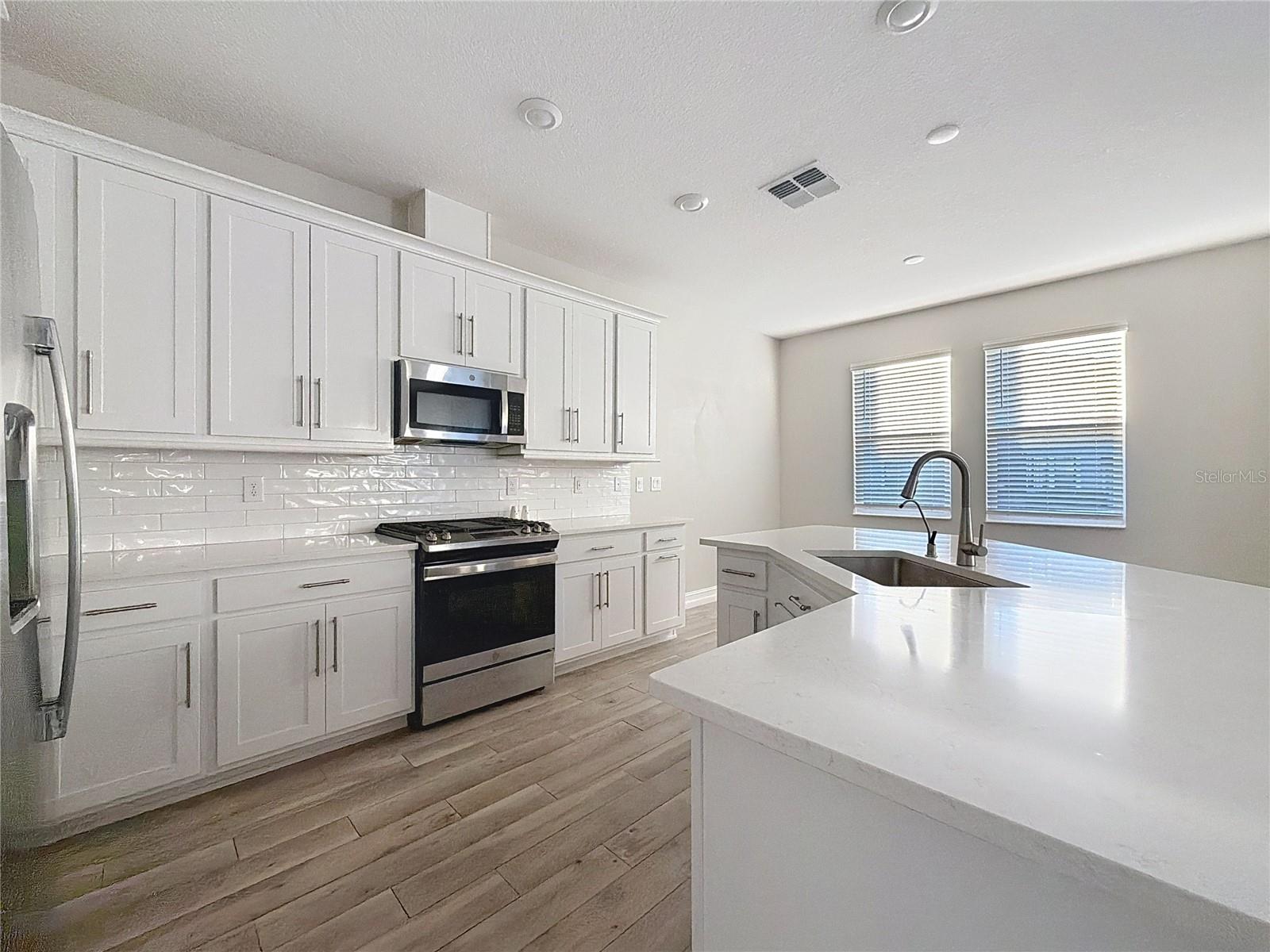 Image 7 of 31 For 4547 Ancona Way