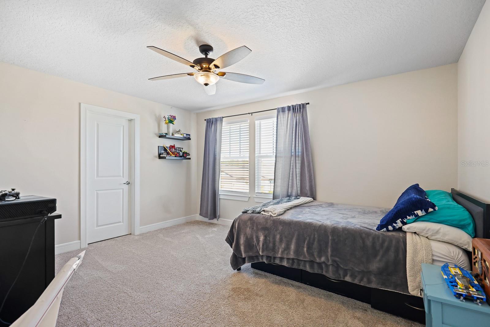 Image 28 of 40 For 12945 Brookside Moss Drive